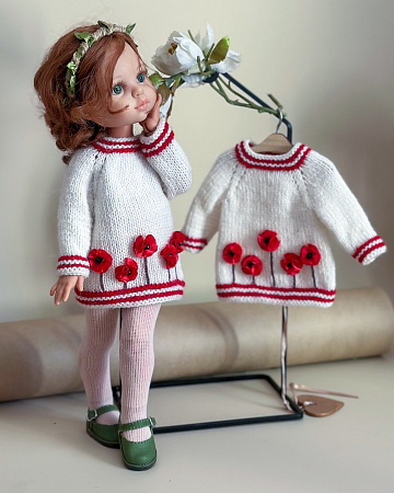 Платье вязанное для куклы Paola Reina 33 см, Аппликация из маков